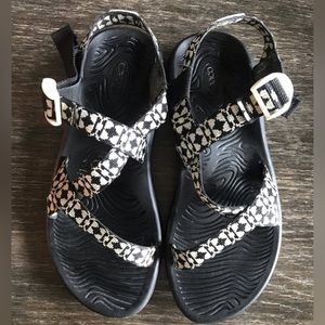 Chaco Z Classic Sandal Size 8